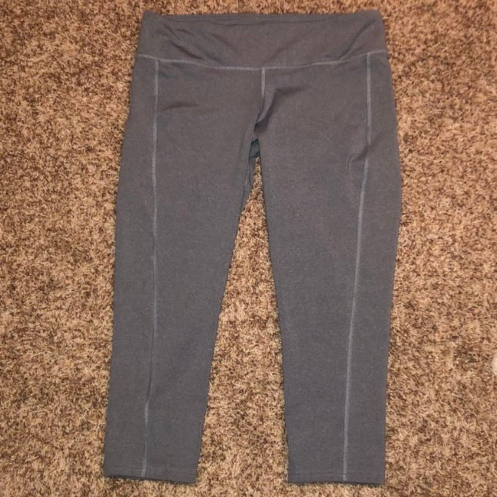 Grey Columbia Capri Leggings